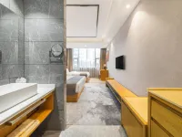 皇鑽州際酒店（凱里國貿購物中心店） 凱里酒店