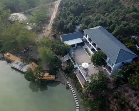 RAOPING  YIN SHAN INN Hotels in Raoping