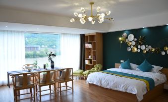 Hechuan Yaju Homestay Zhongyiyuandian