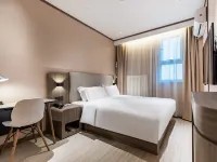 Hanting Hotel (Tianjin Wudadao Scenic Area Youyi Road Branch) Hotels near Hexi