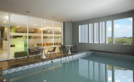 Khas Gresik Отели в г. Gresik