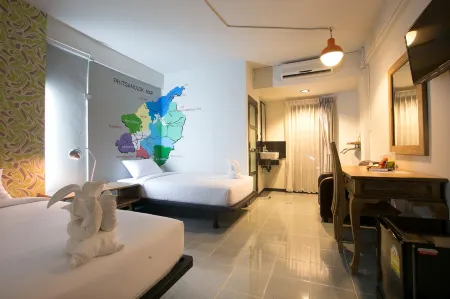 The 8 Factory Hotel Отели рядом с достопримечательностью «Wat Phra Si Rattana Mahathat»