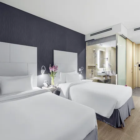 Liberty Central Saigon Riverside Hotel Отели рядом с достопримечательностью «Манна»