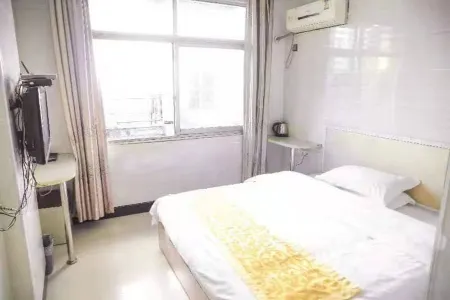 Xiari Express Hostel Отели рядом с достопримечательностью «Fujian Forestry Vocational and Technical College (Tianzhu Campus)»