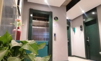 Tingting Guesthouse(Xi an Sajinqiao Subway Station)