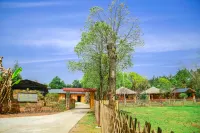 On the Journey Liuyang Huashengye Luxury Lake View Homestay