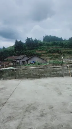 Zhanggu Yingxuan Homestay Отели рядом с достопримечательностью «Zhang Guying Village»