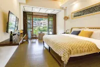 Bula Lakeside Holiday Hotel