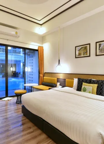 ห้องพักเชื่อมกับสระว่ายน้ำปลอดบุหรี่