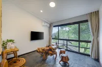Floral Hotel·Laigui road Wang hotel (Donglin Temple Lushan cableway store) - بار