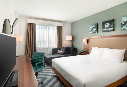 5. 힐튼 가든 인 ..