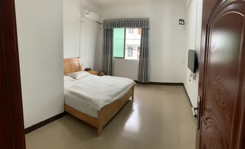 Guangning Anya Hotel