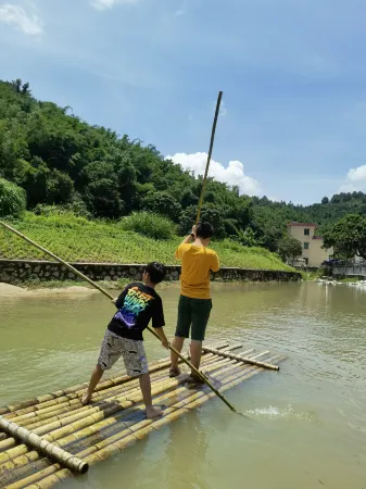 Fogang  Taogu B&B Отели рядом с достопримечательностью «Tangtang Ancient Dwellings»