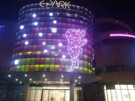 Nanjing Fenghuali Serviced Apartment (Tianlongsi Subway Station)
