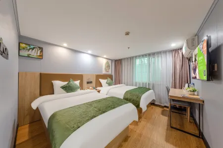 GreenTree Inn (Shanghai Xuhui Xujiahui Yishan Road Metro Station)