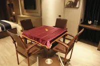 Marriott Hotel (Weinan No.9 Elementary School)