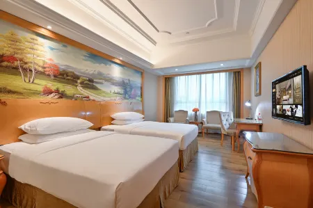 Vienna International Hotel (Guangzhou baiyun meeting center)