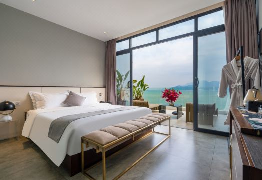 Sea view villa의 아늑하고 편안한 객실 인테리어