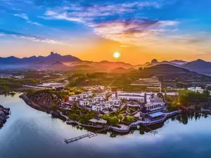 五蓮雲谷香集居溫泉度假飯店