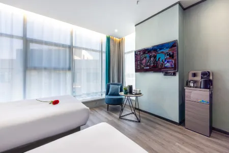 Rundong Hotel (Lanzhou Zhongchuan Airport Asia Pacific World Trade Center) Отели рядом с достопримечательностью «Dinosaur Kingdom»