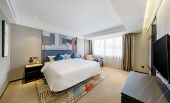 Maison New Century Hotel