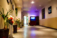 Zhumadian Aike Hotel