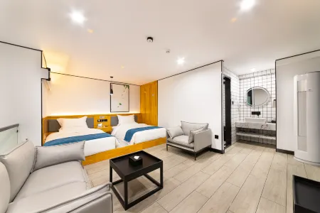 Changee Hotel (Nanning Wanda Mao Tianyu Cheng)