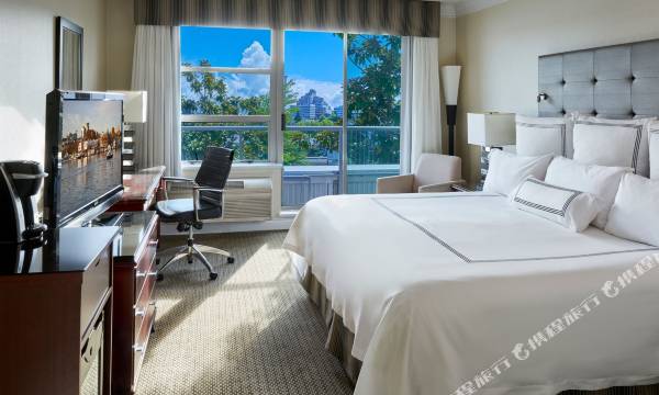 Granville Island Hotel