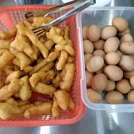 Sheqi Jingqi Holiday Hotel