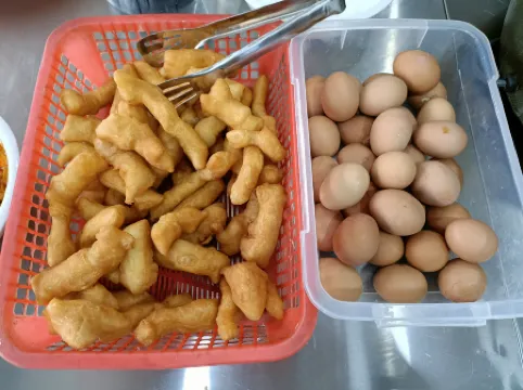 Sheqi Jingqi Holiday Hotel