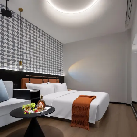 Molan Hotel (Wuyi Square IFS International Financial Center)