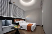 Molan Hotel (Wuyi Square IFS International Financial Center)