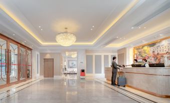 Vienna Hotel (Tengxian Hedong Square Branch)