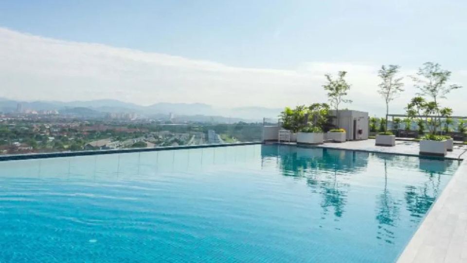 Comfort Zone Premium Guesthouse @ Evo Bangi