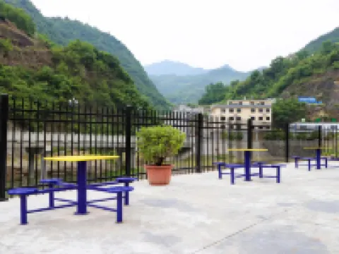 Lanhewan Villa Hoteles en Langao