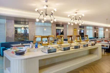 Xi Yatu International Hotel (Jieyang High-speed Railway Station) Отели рядом с достопримечательностью «Jieyang City God Temple»