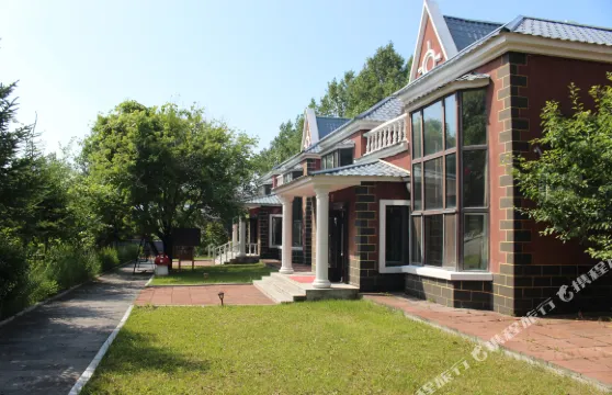 田園溫泉酒店（五大連池風景區店）