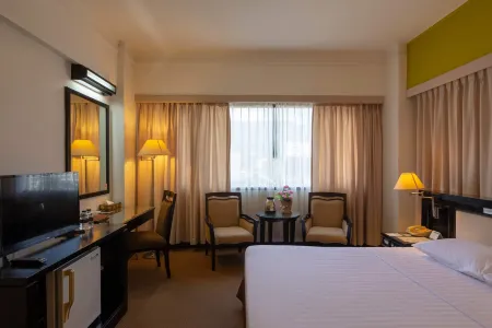 Chiang Mai Hill Hotel Отели рядом с достопримечательностью «One Plus Condo CMU»