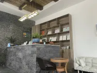 Xingyiqi Mountain Inn