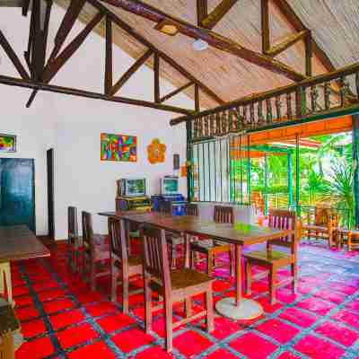 OYO 875 Madhavi Beach Resort Others