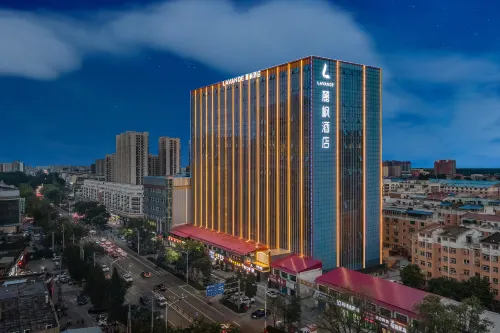 Lavande Hotel (Zhuozhou Baoding Dier Zhongxinyiyuan) - parking