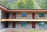 藏蓮山舍曲珍民宿 蓮花海附近的飯店