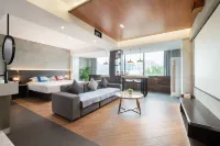 Xian Hotel (Hezhou Municipal Plaza Store) - balcony