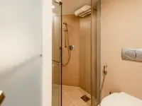 Studio M Hotel Singapore Hotels near Robertson Walk