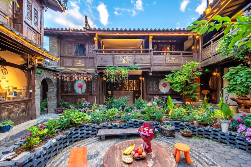 Lijiang Longfeng Villa (Shuhe Ancient Town Branch)