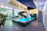 The Lion King "8 bed" Pool Villa Pattaya Ocean Yacht Club 4 km Hotel in zona Wat Yansangwararam