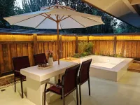 Bamboo wind Hall Hot Spring Resort Hotel (Xi'an Shijingli Branch) Hotels in Shijingli/Happy Valley