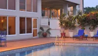 Bon Hotel Abuja - Rooftop Pools
