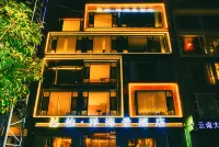 Baiyang Seaview Hotel (Dali Bohai Park High-speed Railway Station)
