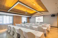 Licheng Donggu Hotel (Jingangtai Avenue Branch, Shangcheng County, Xinyang)